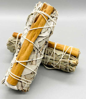 White Sage & Cinnamon smudge stick | 4"