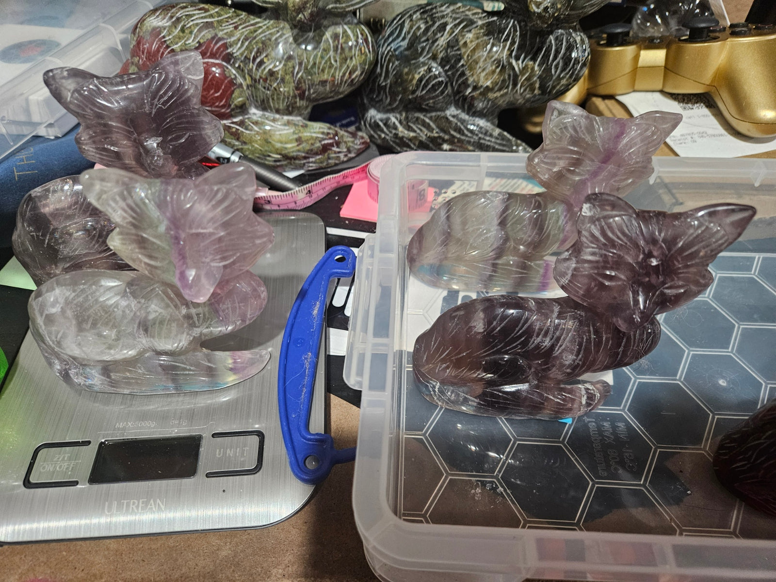 Fluorite Fox | Hand Carved | 15oz |  4" W x 4.25" H x 1.25" D