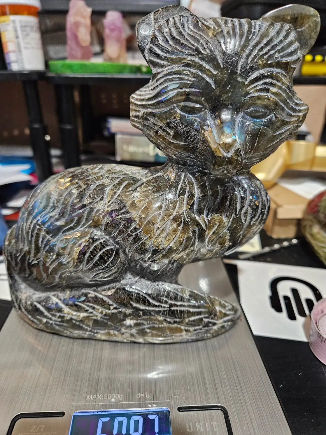 Labradorite Fox | Large |  6" width x 6.5" height | 3.2 Lbs | 50.97 oz The Foxes Den