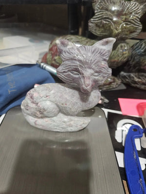 Lepidolite  Fox | Hand Carved | 15.5 oz |  4.5" W x 4.5" H x 1.75" D The Foxes Den