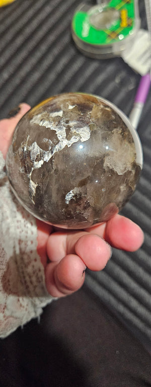 Mica in Smokey Quartz