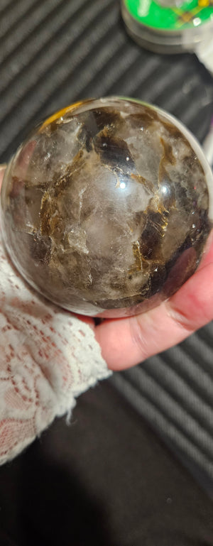 Mica in Smokey Quartz
