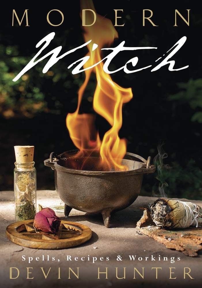 Books Modern Witch by Devin Hunter