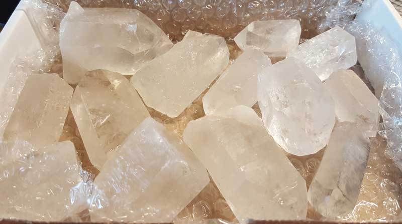 Crystal Points Flat of Rough, Clear Quartz Points | 3 lb