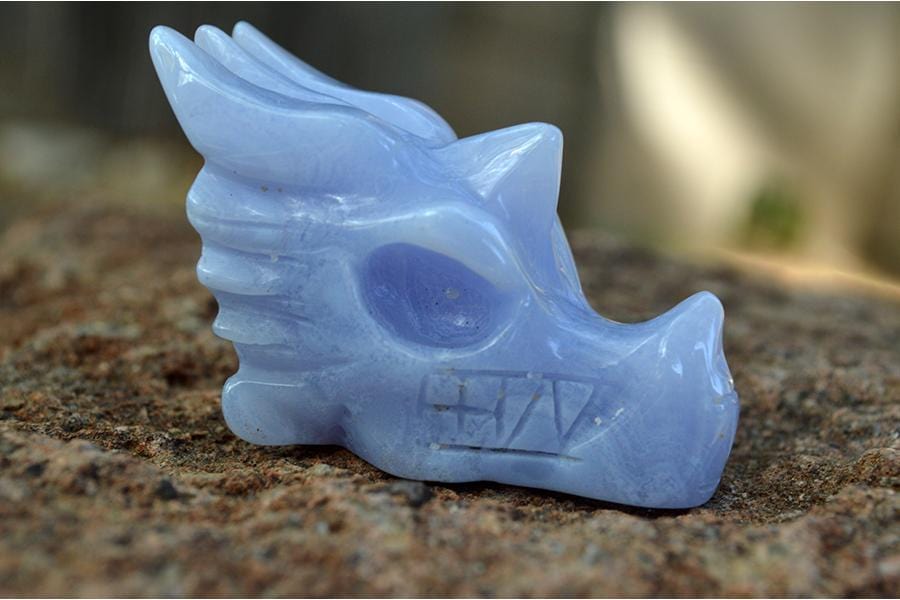 Crystal Wholesale Blue Crazy Lace Agate Crystal Dragon Skull Carving