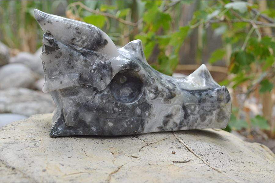 Crystal Wholesale Carved Lace Agate Crystal Dragon Skull