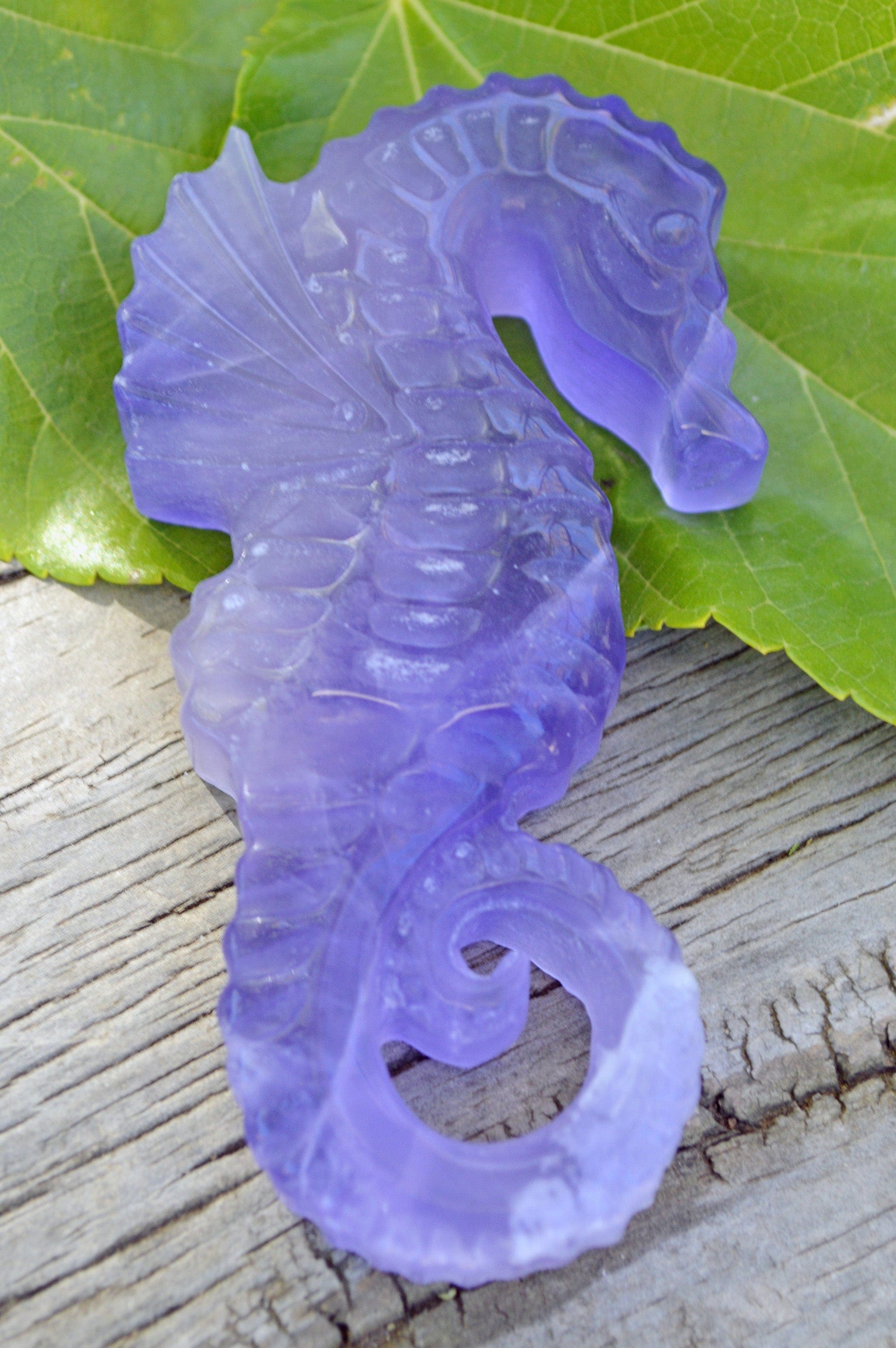 Crystal Wholesale Copy of Blue and Purple Fluorite Seahorse | Hand Carved  | Medium | AAA Quality | II