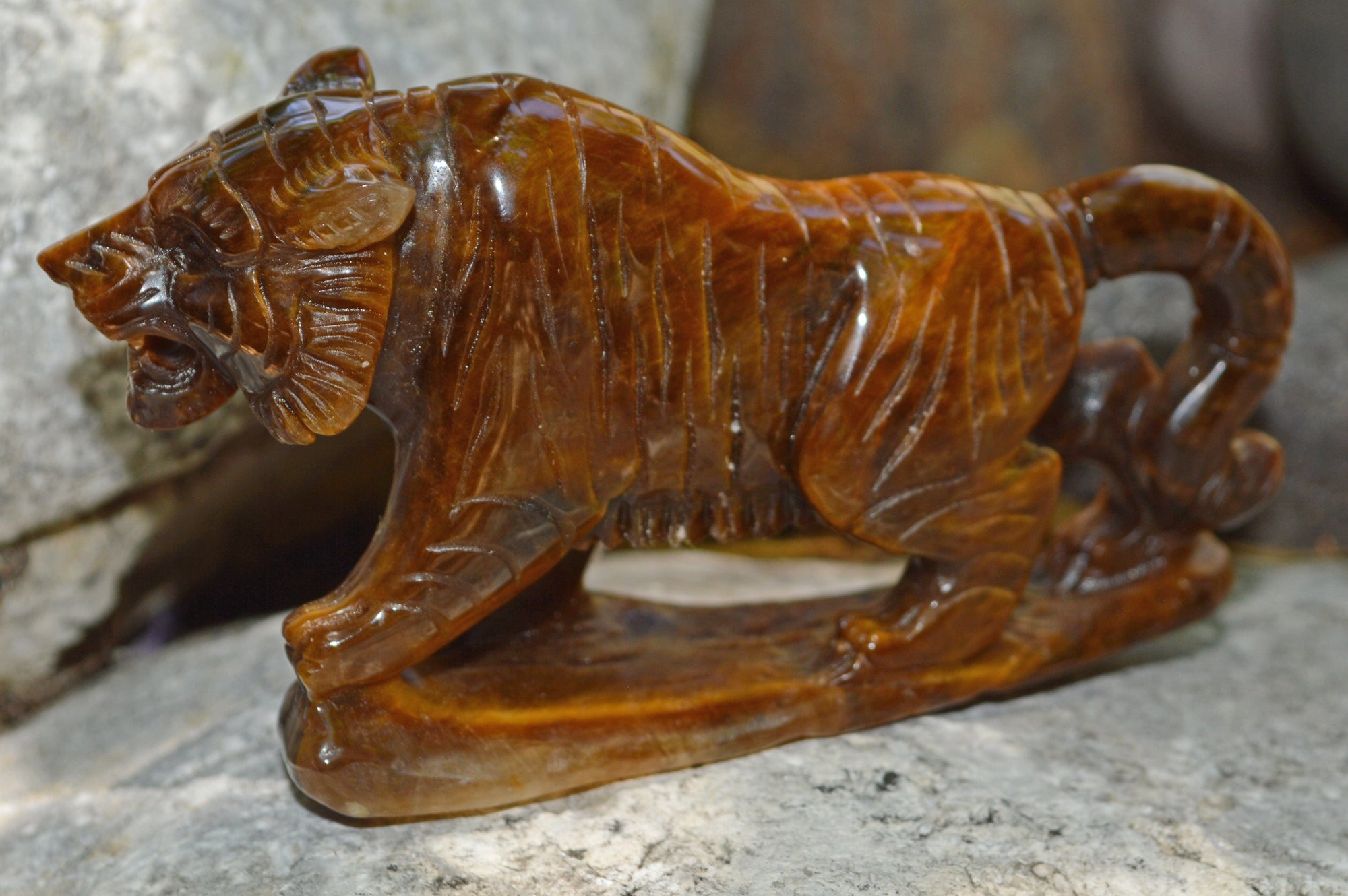 Crystal Wholesale Hand Carved Tiger Eye Tigress IV