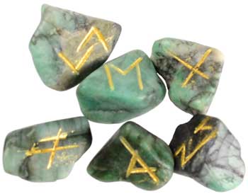 Runes Emerald Rune Set