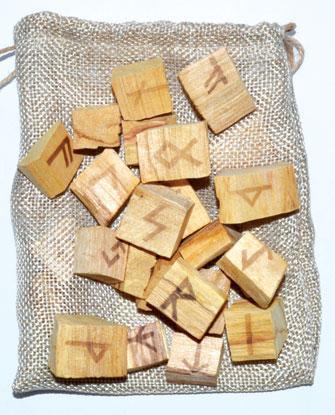 Runes Palo Santo Rune Set