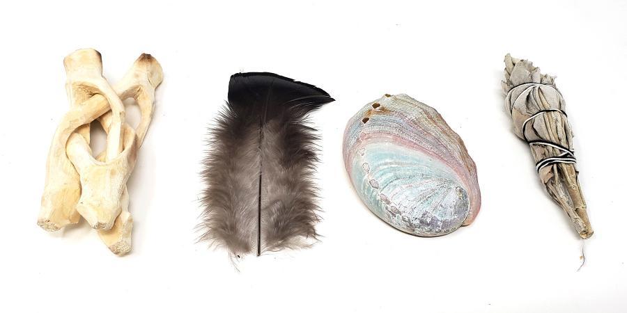 Smudge Incense Accessories Travelers White Sage Smudging Kit - Shell, Sage, Tripod, Feather. ( Mini Size)